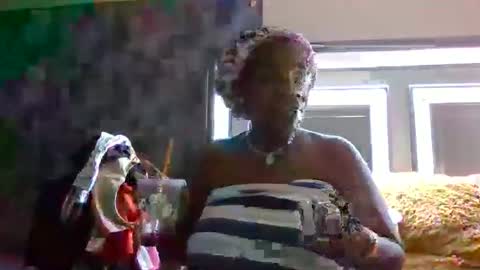 Snapshot of bigbootydimpless chatting on 19, 12, 2024 bigbootydimpless online show from 19, 12, 2024