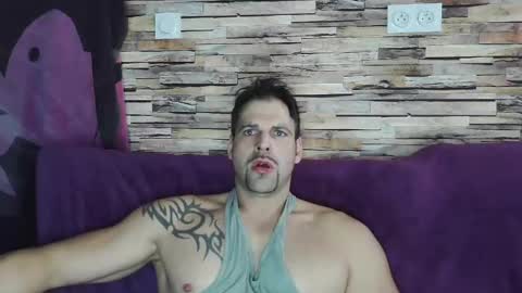 Bigboyband online show from 25, 1, 2025