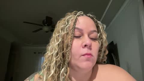 BIG BREAST SABRINA online show from 5, 3, 2026