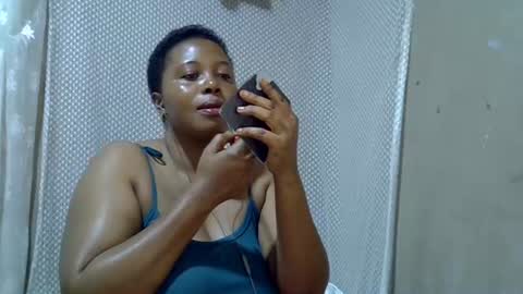 Snapshot of bigclit_wethairypus chatting on 20, 7, 2026 bigclit_wethairypus online show from 20, 7, 2026