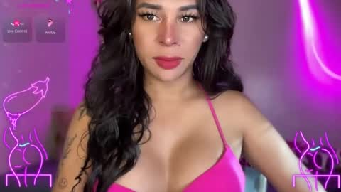 queen amanda online show from 2, 12, 2025