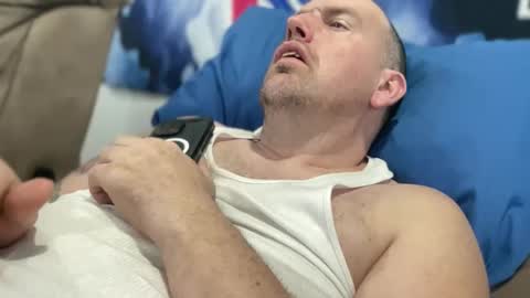 bigcocksuckingslut online show from 13, 2, 2026