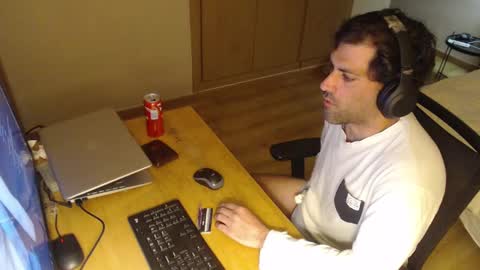 bigcok35spain online show from 22, 2, 2025