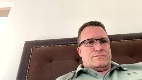 bigger22332233 online show from 8, 2, 2025