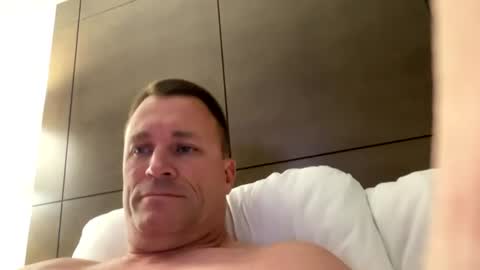 bigger22332233 online show from 26, 7, 2026