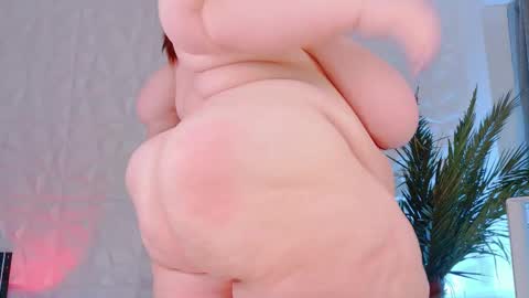 BIGGY MELON online show from 10, 2, 2025