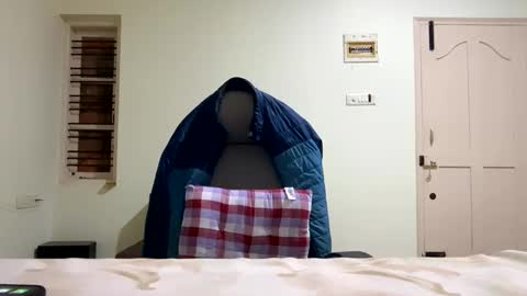 bighandsomesatisfy online show from 18, 1, 2025