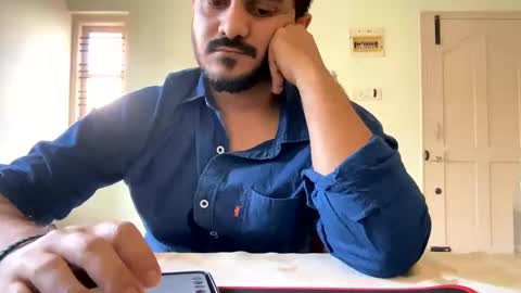 bighandsomesatisfy online show from 9, 2, 2025