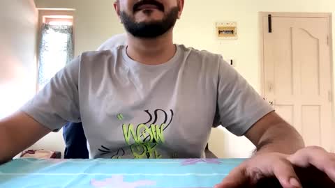 bighandsomesatisfy online show from 8, 3, 2025