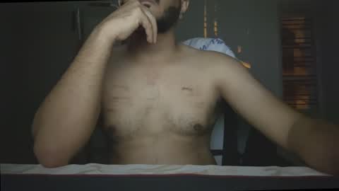 bighandsomesatisfy online show from 26, 10, 2025