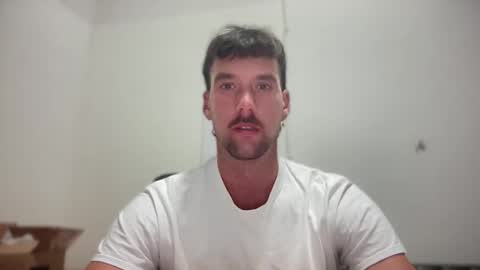 Snapshot of bigmachinejack chatting on 2, 10, 2025 bigmachinejack online show from 2, 10, 2025