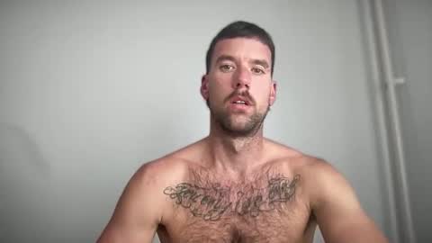 Snapshot of bigmachinejack chatting on 8, 10, 2025 bigmachinejack online show from 8, 10, 2025