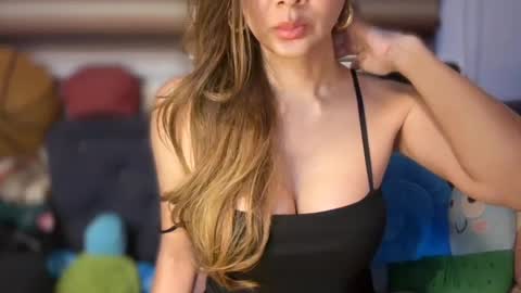 Yna     online show from 4, 8, 2026