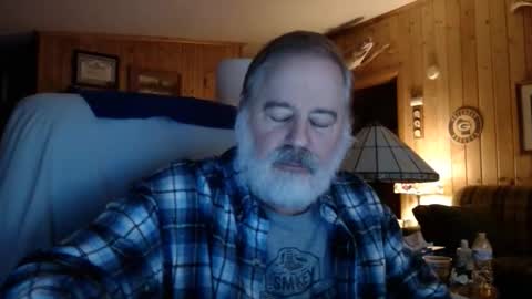 Snapshot of bigthicksatisfying2 chatting on 7, 6, 2026 bigthicksatisfying2 online show from 7, 6, 2026