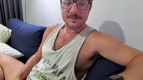 Snapshot of bigthickvic chatting on 16, 5, 2026 bigthickvic online show from 16, 5, 2026