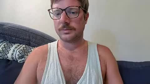 Snapshot of bigthickvic chatting on 16, 5, 2026 bigthickvic online show from 16, 5, 2026