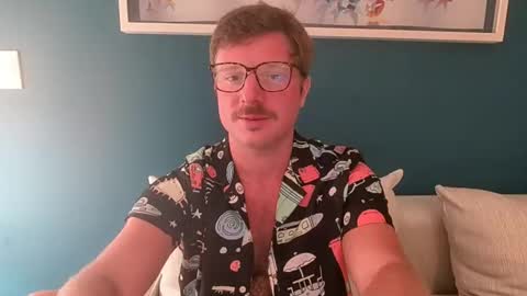 Snapshot of bigthickvic chatting on 24, 5, 2026 bigthickvic online show from 24, 5, 2026