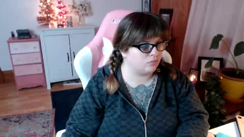 Snapshot of bigtiddygoddess chatting on 20, 12, 2024 Morgan Lafeuille online show from 20, 12, 2024