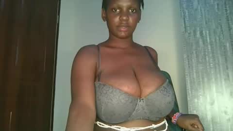 bigtit166077 online show from 23, 10, 2025