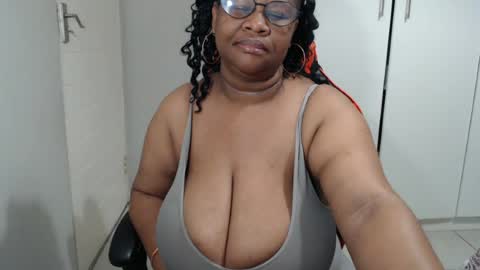 Lona online show from 20, 7, 2026