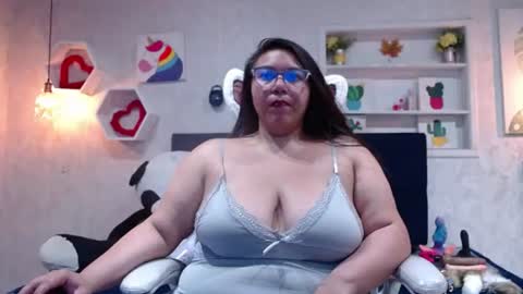bigtitslaurenriver online show from 8, 7, 2026