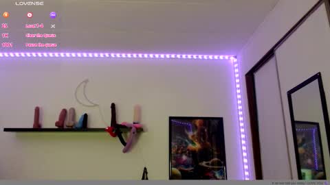 Nichole lights online show from 26, 11, 2025