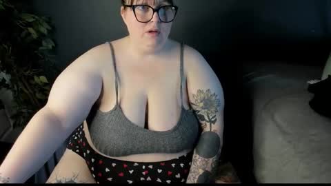 bigtittybbw online show from 28, 2, 2026