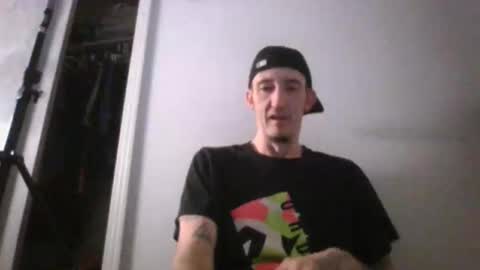 Snapshot of bigwhtrooster412 chatting on 3, 3, 2026 BigWhtRooster412 online show from 3, 3, 2026