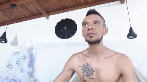 Snapshot of bigzehuz chatting on 5, 12, 2024 andres online show from 5, 12, 2024