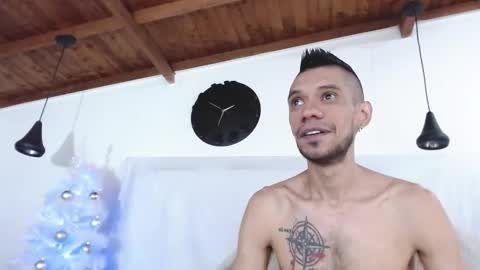 Snapshot of bigzehuz chatting on 4, 1, 2025 andres online show from 4, 1, 2025