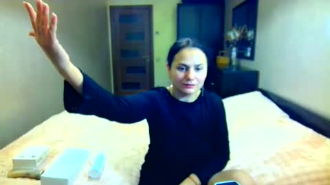 DOM NIKA online show from 2, 11, 2025