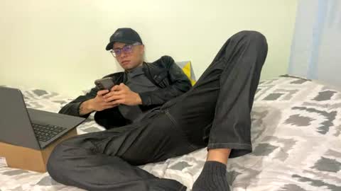 billy_magteo online show from 5, 8, 2026