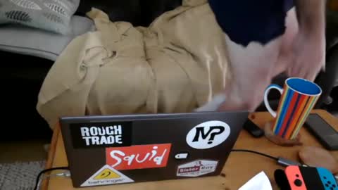 Snapshot of bindmedown chatting on 7, 1, 2025 bindmedown online show from 7, 1, 2025