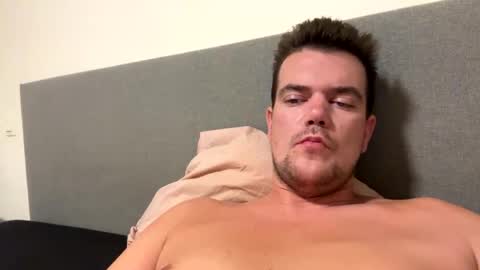 Snapshot of bingeling123 chatting on 27, 9, 2025 bingeling123 online show from 27, 9, 2025