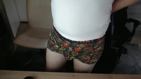 Snapshot of bingswillems chatting on 15, 10, 2025 bingswillems online show from 15, 10, 2025