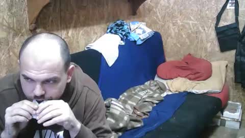 Snapshot of bixbax007 chatting on 4, 4, 2026 George Maria online show from 4, 4, 2026