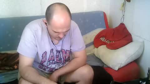 Snapshot of bixbax007 chatting on 28, 7, 2026 George Maria online show from 28, 7, 2026