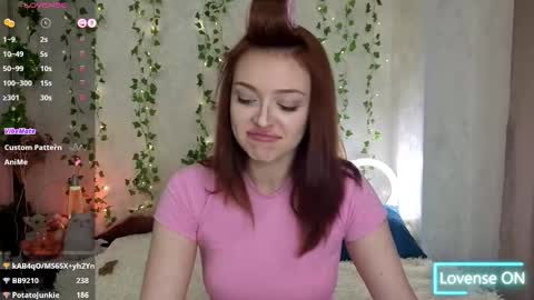 Snapshot of bl4ck_velvet chatting on 15, 11, 2025 Kitty online show from 15, 11, 2025