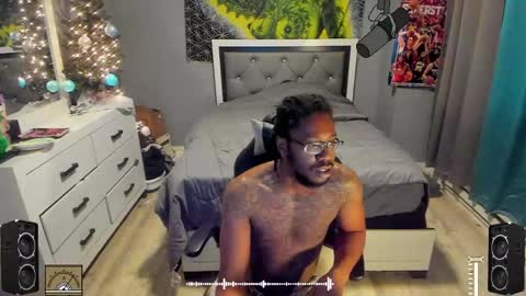 Plant Base Streamers From Pennsylvania online show from 6, 12, 2024