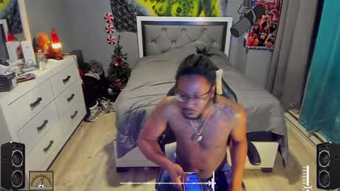 Plant Base Streamers From Pennsylvania online show from 3, 1, 2025