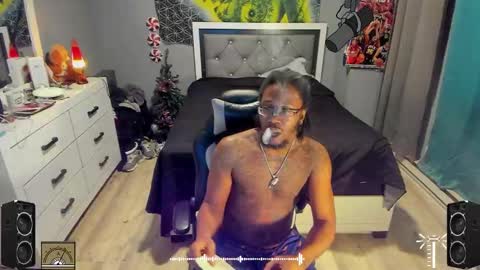 Plant Base Streamers From Pennsylvania online show from 4, 1, 2025