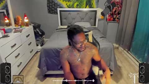 Plant Base Streamers From Pennsylvania online show from 14, 1, 2025