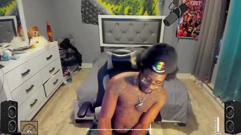 Plant Base Streamers From Pennsylvania online show from 7, 2, 2025