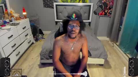 Plant Base Streamers From Pennsylvania online show from 10, 2, 2025