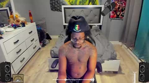 Plant Base Streamers From Pennsylvania online show from 11, 2, 2025