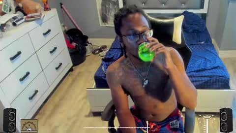 Plant Base Streamers From Pennsylvania online show from 9, 9, 2025