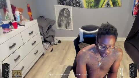 Plant Base Streamers From Pennsylvania online show from 21, 9, 2025