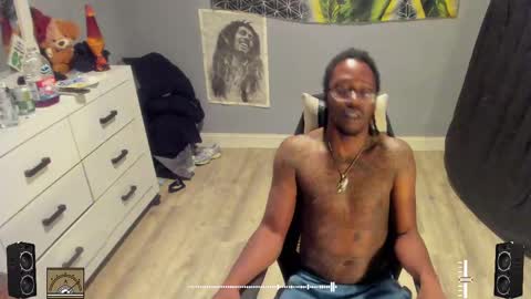 Plant Base Streamers From Pennsylvania online show from 23, 9, 2025