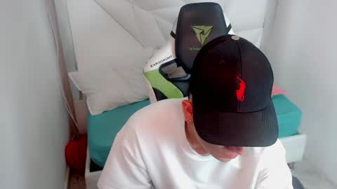 Black diamondd  online show from 20, 4, 2026