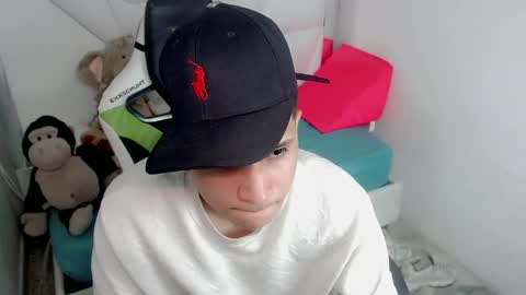 Black diamondd  online show from 21, 4, 2026